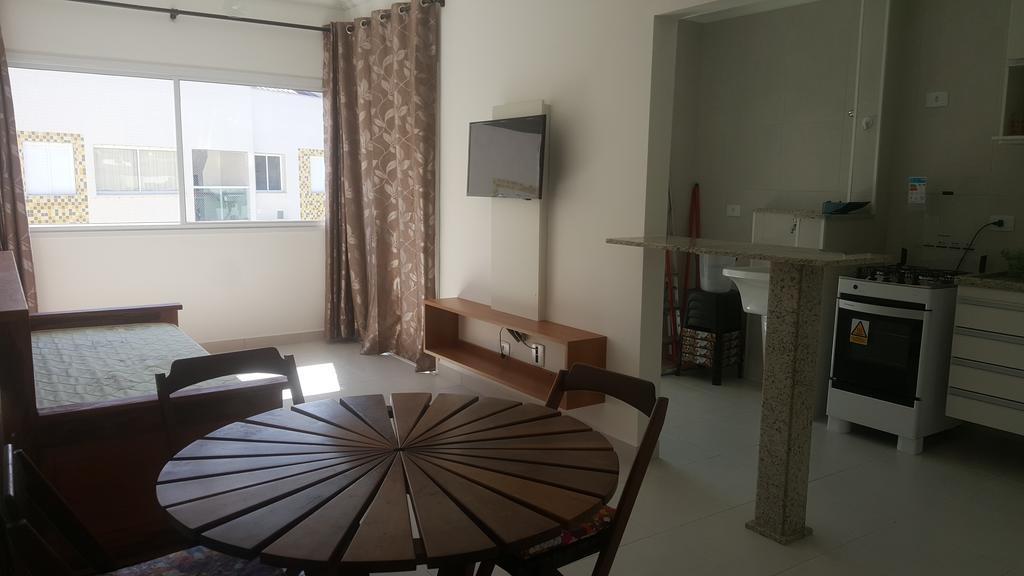 Cosy flat Apartment Убатуба Екстериор снимка